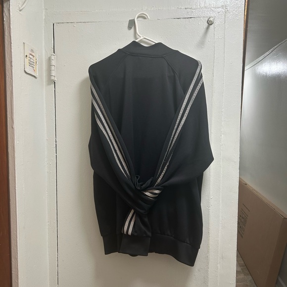 Adidas - Picture 4 of 4